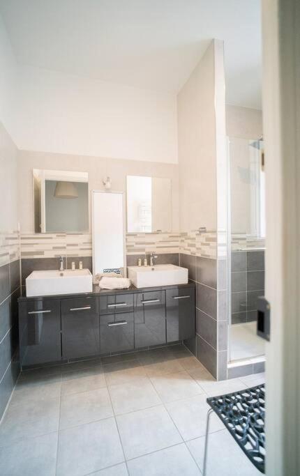 Appartement T4 Vue Mer Proche Gare Et Centre Ville 아작시오 외부 사진